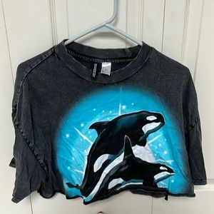 Divided XS oversized crop top. Excellent preowned condition. Free if bundled.